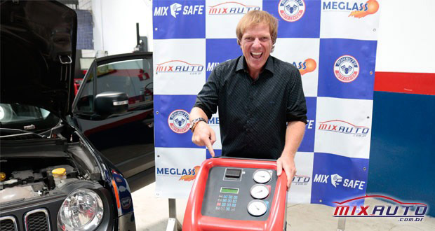 Apresentador Ciro Bottini na MixAuto Center